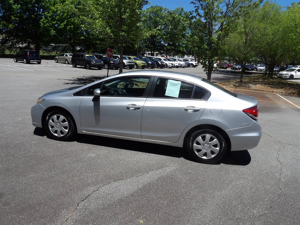 2015 Honda Civic LX's photo