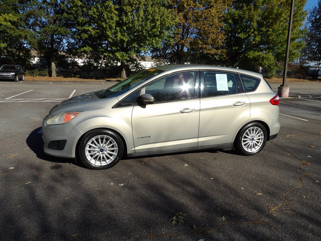 2016 Ford C-Max SE's photo