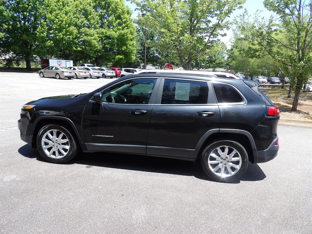 2016 Jeep Cherokee Limited's photo