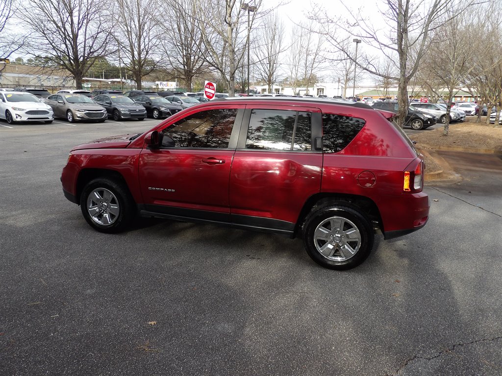 2017 Jeep Compass Latitude's photo