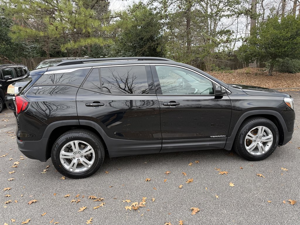 2020 GMC Terrain SLE's photo