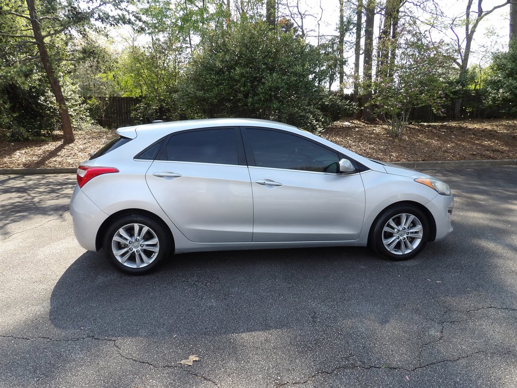 2014 Hyundai Elantra GT 2.0L 6-Speed A/T's photo