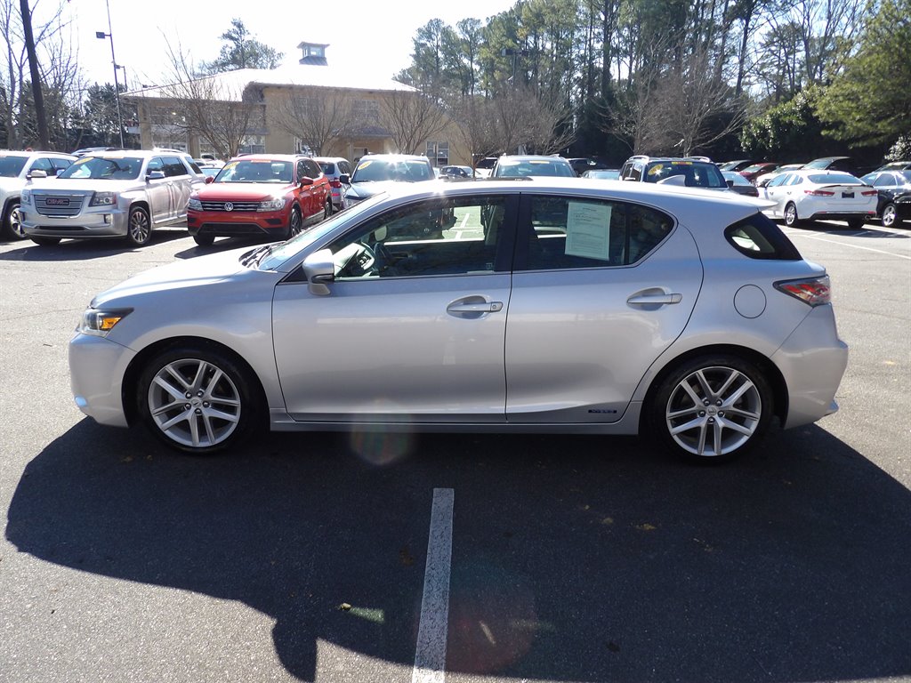2015 Lexus CT 200h 200h's photo