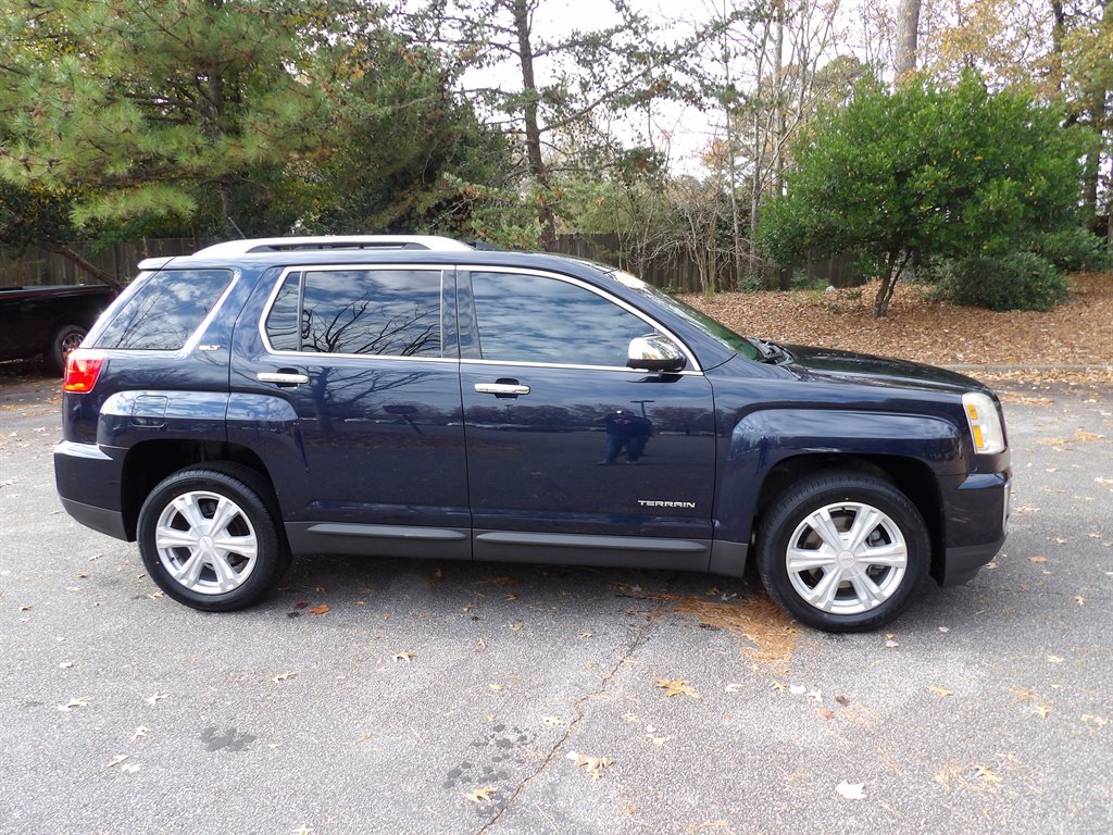 2017 GMC Terrain SLT's photo