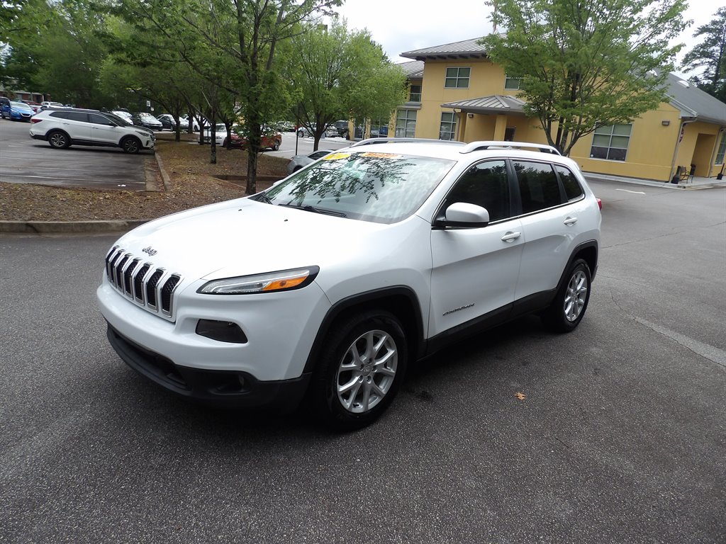 2017 Jeep Cherokee Latitude's photo