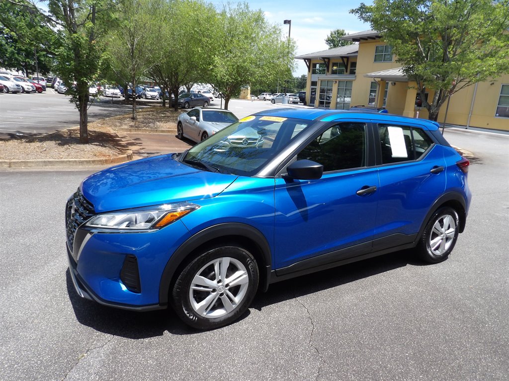 2023 Nissan Kicks 1.6 S's photo