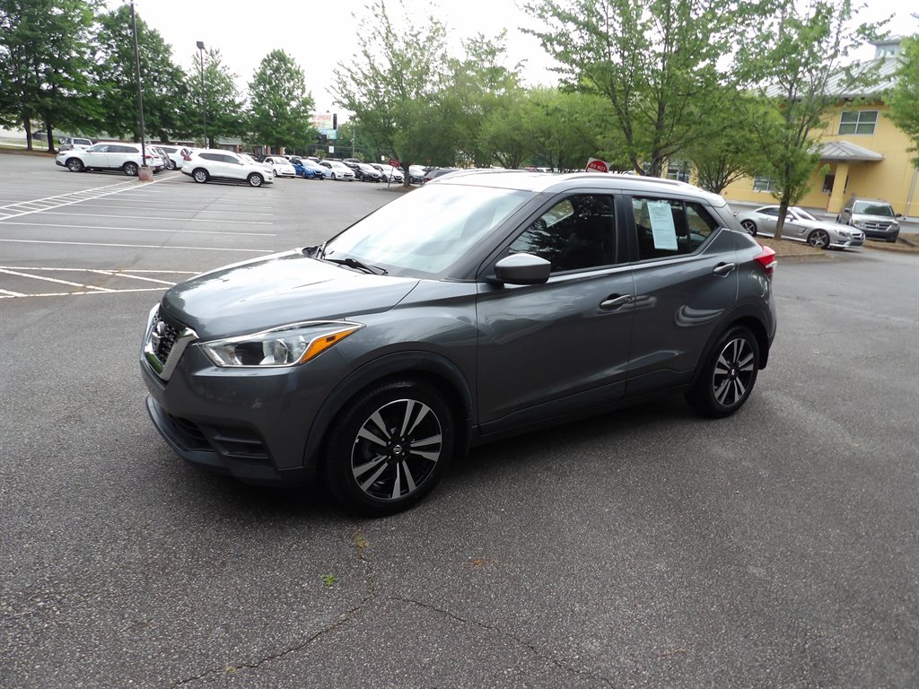 2020 Nissan Kicks 1.6 SV's photo
