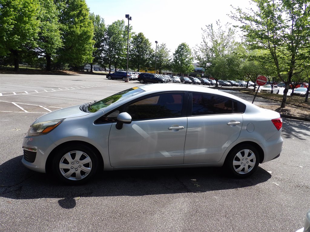 2016 Kia Rio LX AT's photo