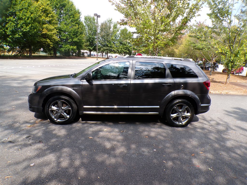 2017 Dodge Journey Crossroad Plus's photo