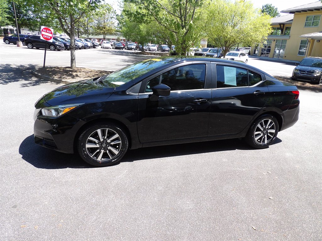2021 Nissan Versa 1.6 SV CVT's photo