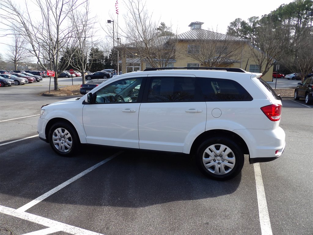 2019 Dodge Journey SE FWD's photo