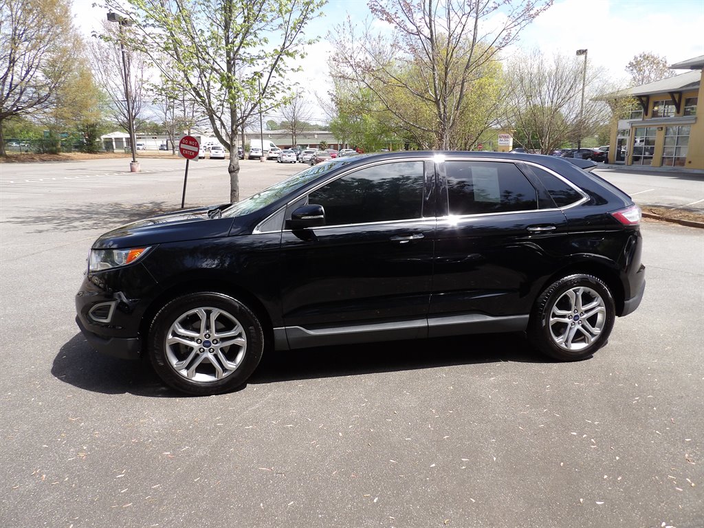 2017 Ford Edge Titanium's photo
