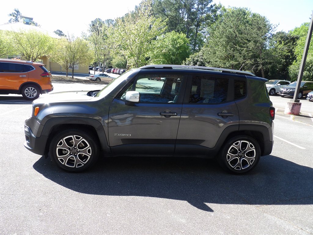 2017 Jeep Renegade Limited FWD's photo